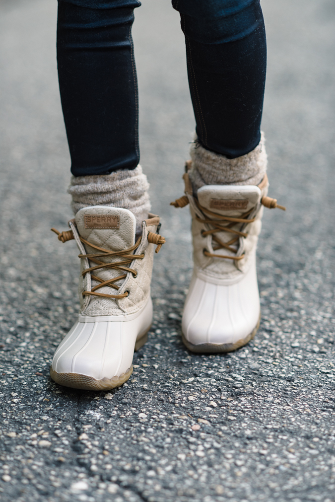 White sperry duck hot sale boots