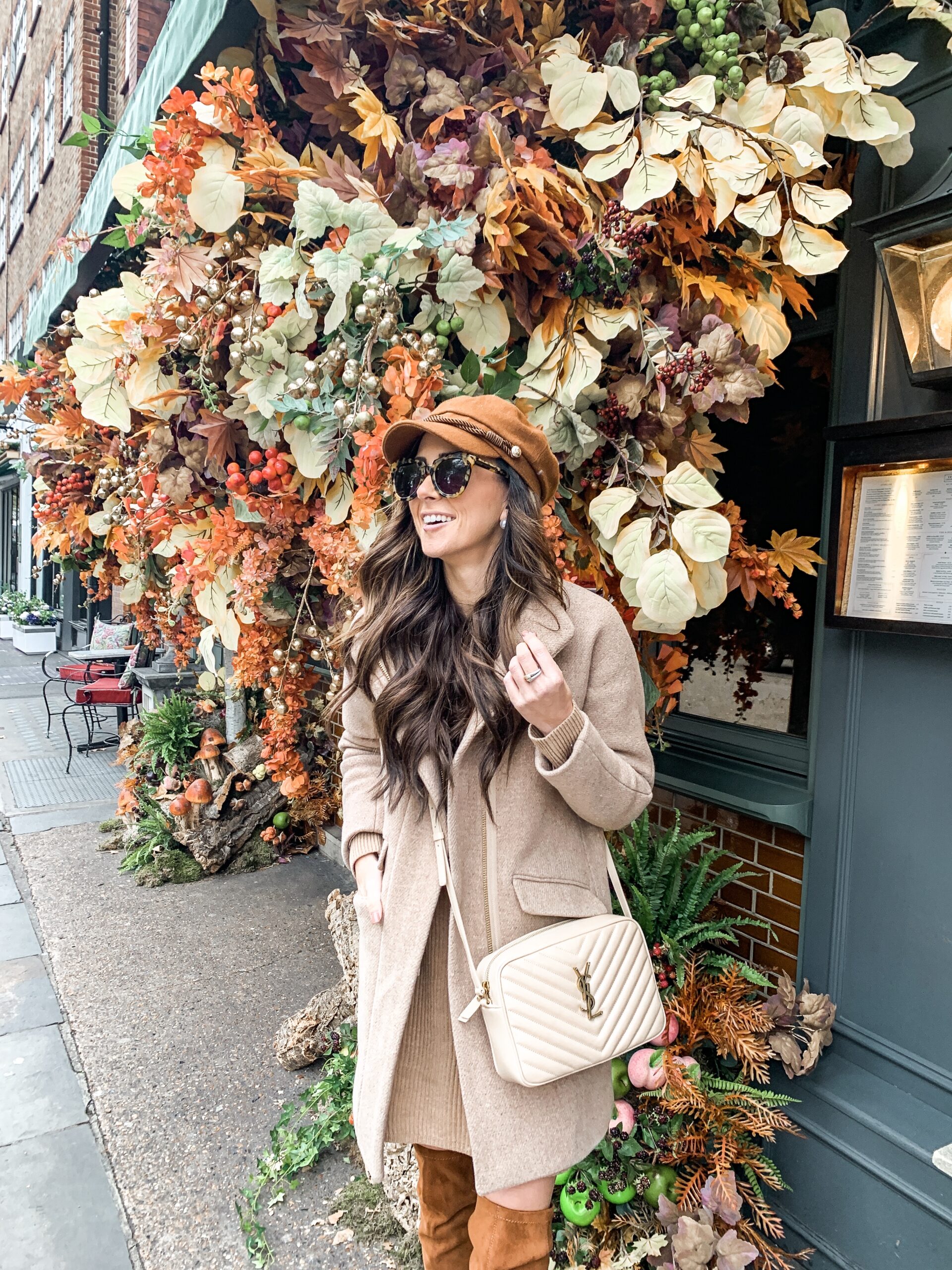 Beige and Black for Fall Outfits - Darling Darleen